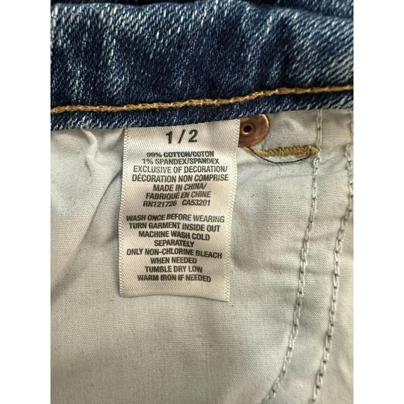 Aeropostale Women's Low Rise Distressed Cuffed Jeans Shorts Size 1/2 BOHO - Picture 5 of 7